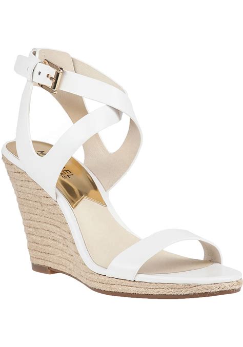 michael kors damen schuhe weiß|Michael Kors white leather sandals.